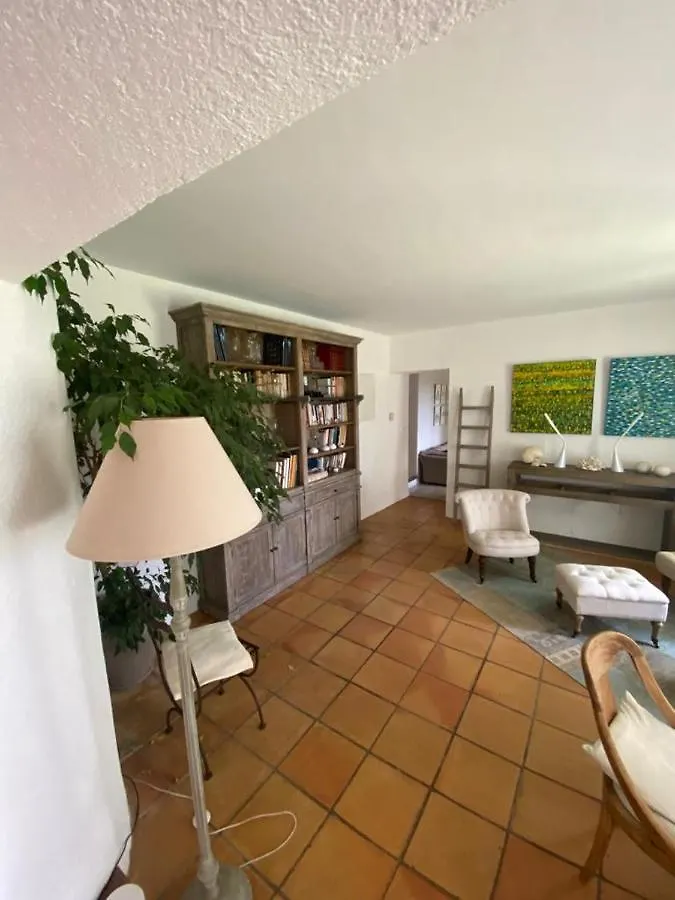 Villa Provencale Familiale Avec Piscine グリモー