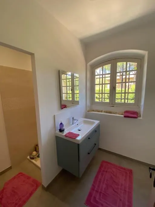 Villa Provencale Familiale Avec Piscine グリモー フランス
